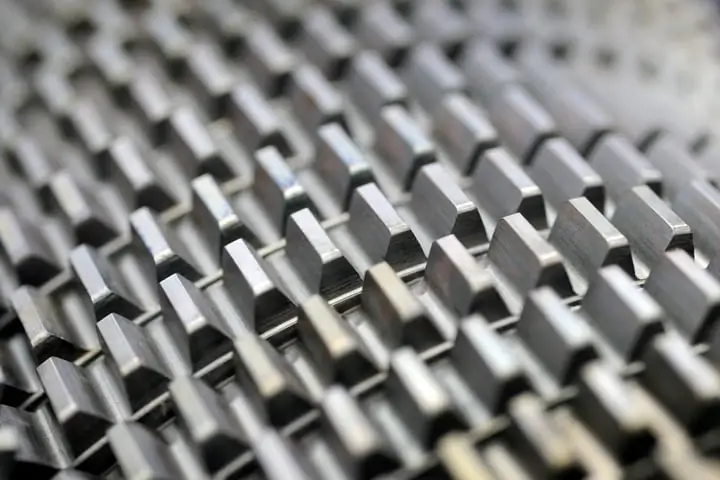 Шестерни Tractive AB