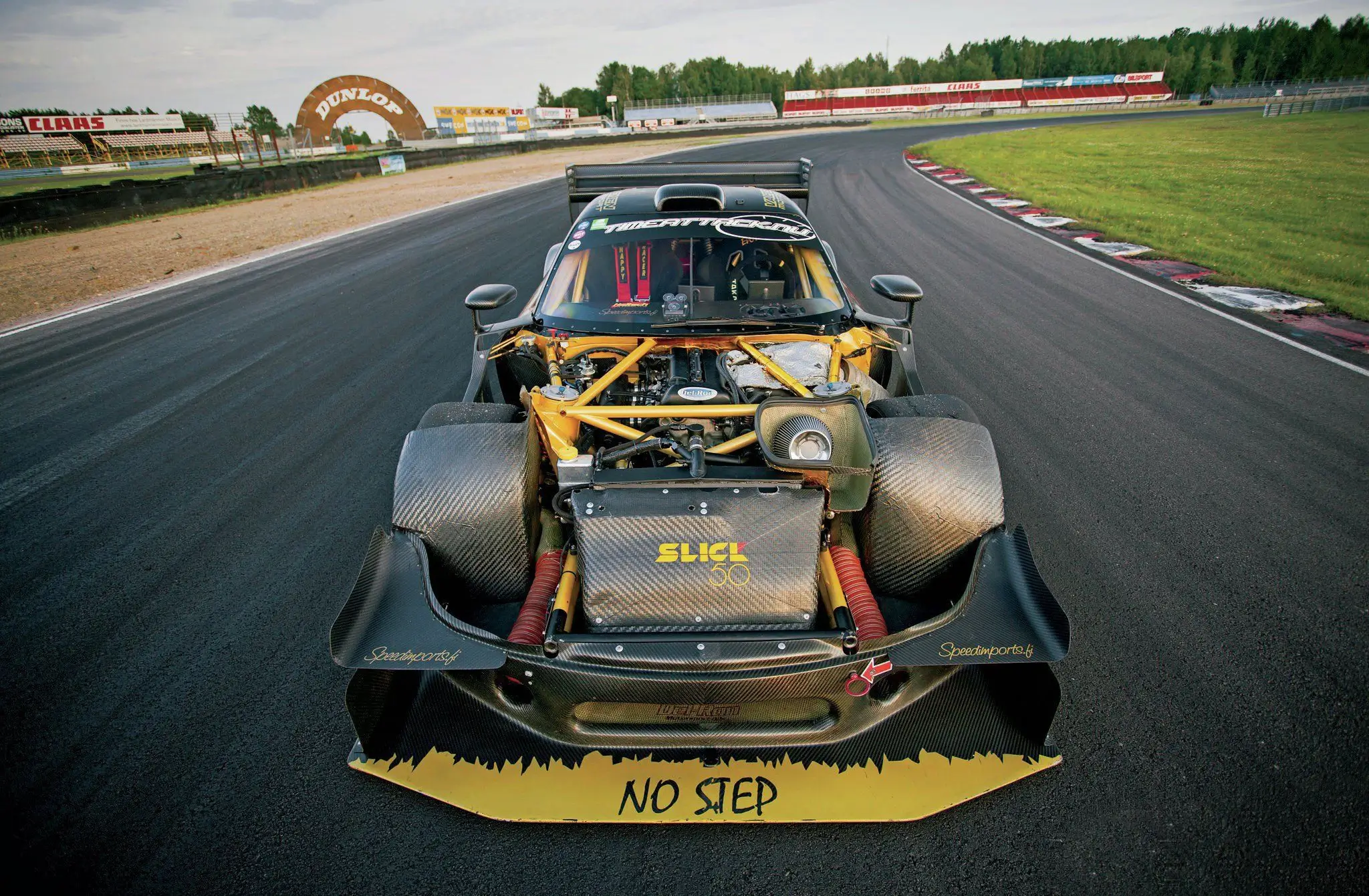 Valtonen Motorsport’s 1995 FD3S Mazda RX-7